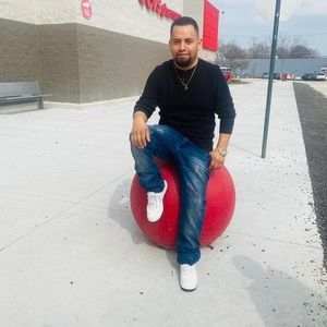 Meet your Posher, Rolando